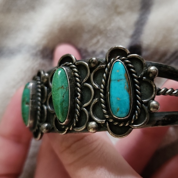 Silver and turquoise bracelet - Picture 9 of 10